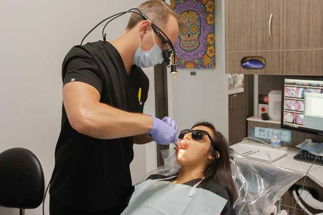 Teeth Whitening Best Way To Brighten Your Smile - Well ...